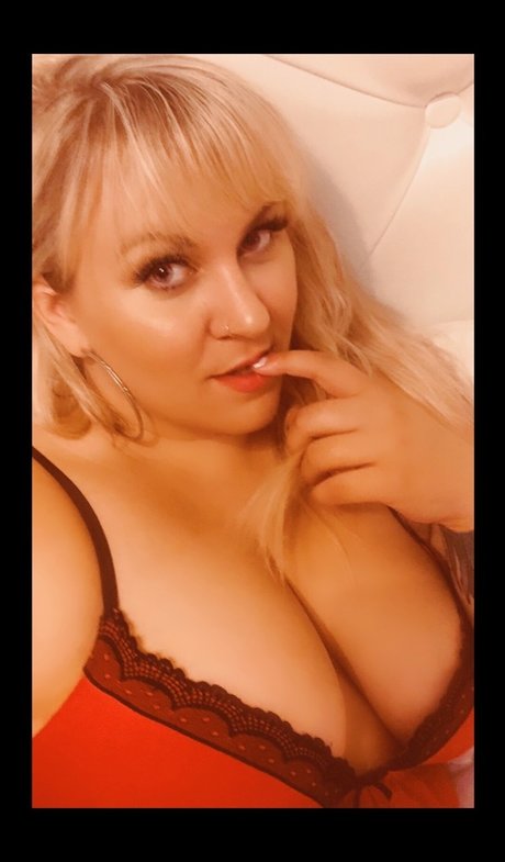 Layla Asher nudes only fans