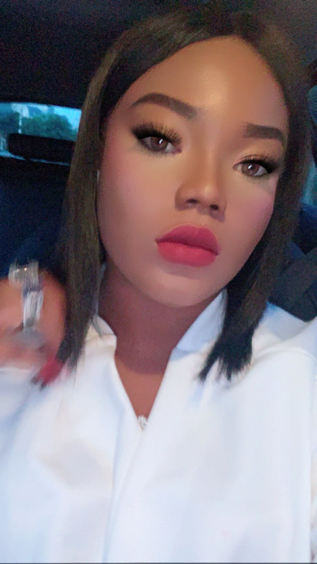 Miss Eliane nudes only fans