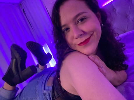 Miss Blume FREE leaked only fans