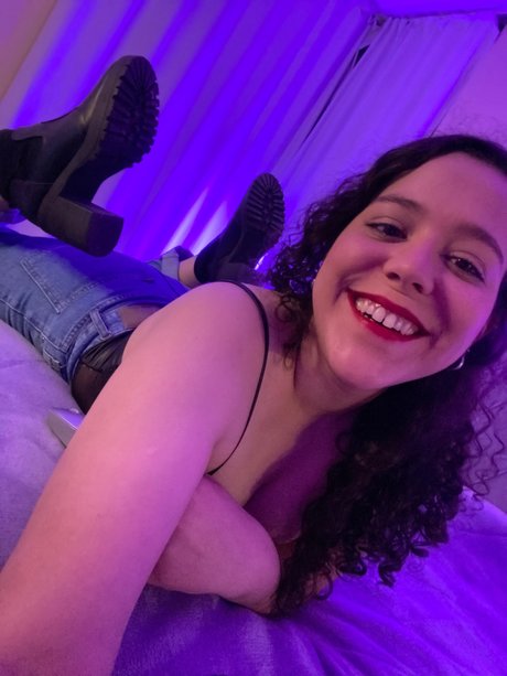 Miss Blume FREE onlyfans nude photos