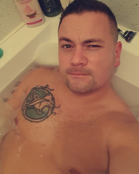 Naked Fitness fans only