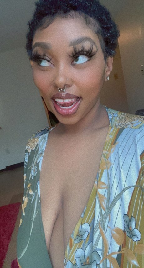 Mystery Flower nude onlyfans leaks