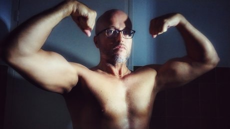 musclesinaction onlyfans porn leaked