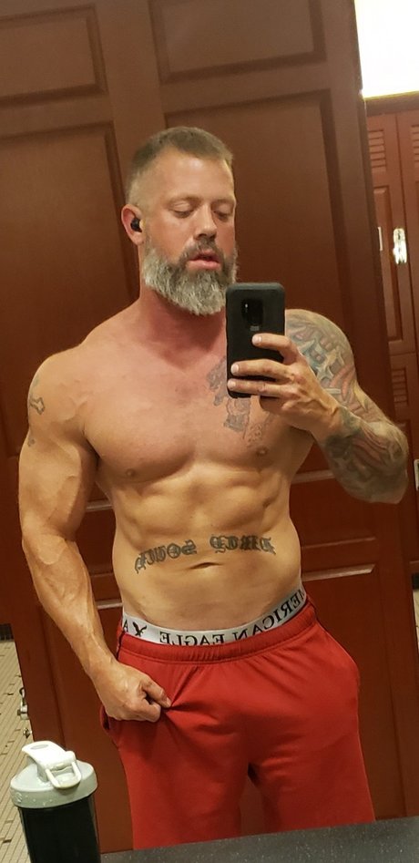 Muscle dad84 onlyfans leaks nude