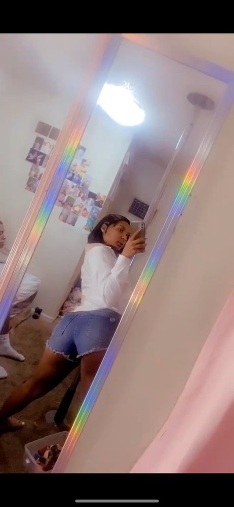 Mulyn_ nude onlyfans