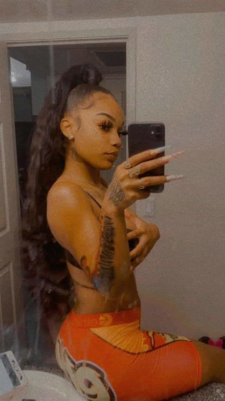 MainOfficalMaarie_ only fans pictures