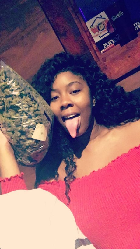 HoneyBun only fans review