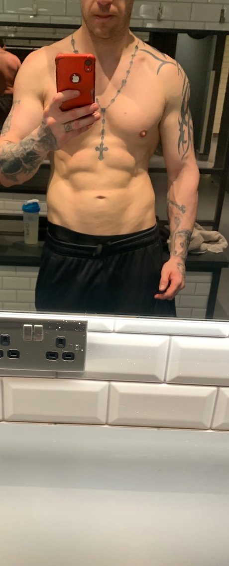 u25551638 onlyfans sexy