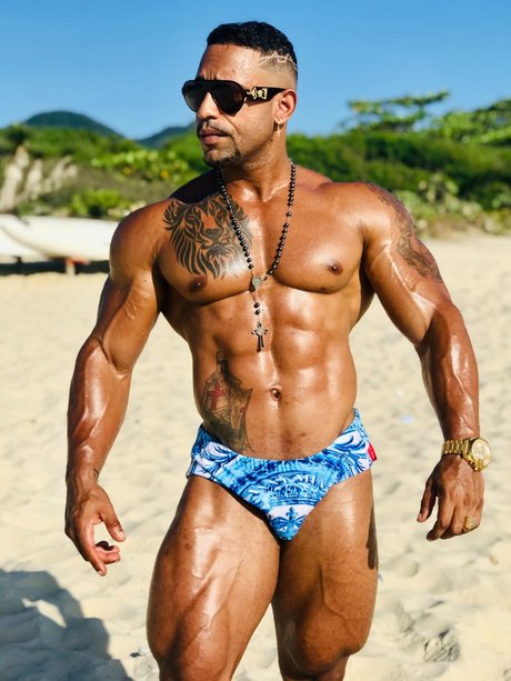 MR X11 MUSCLE GOD onlyfans leaks nudes