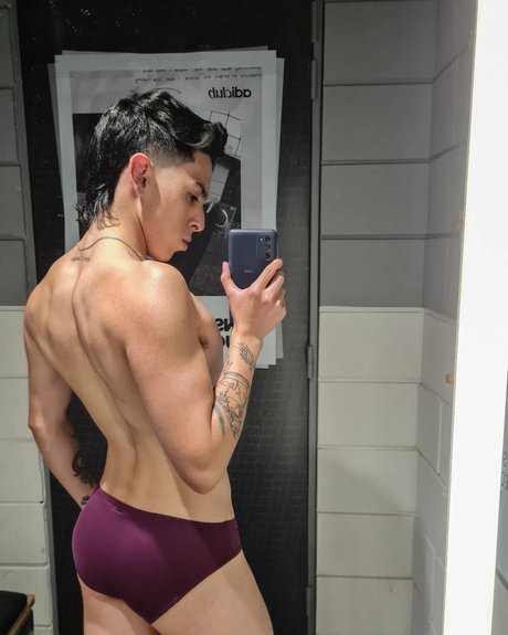 Nicol s Bello only fans photos