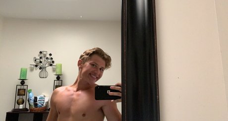 Nicky J onlyfans leaks.