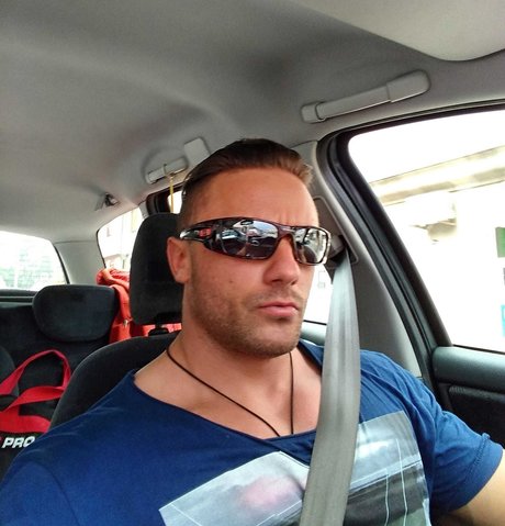 nick the freak onlyfans pic