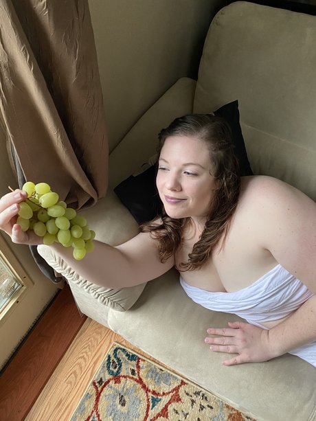 Nerdy girl next door onlyfans leaked porn