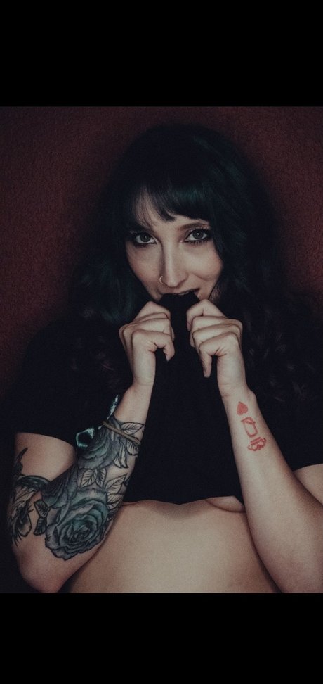 Neon Nova onlyfans leaked nude