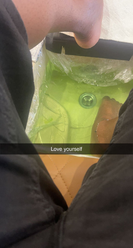 my n my feet onlyfans ass