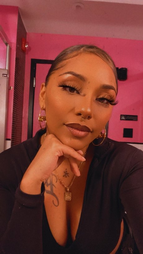 ScorpioNextDoor onlyfans content