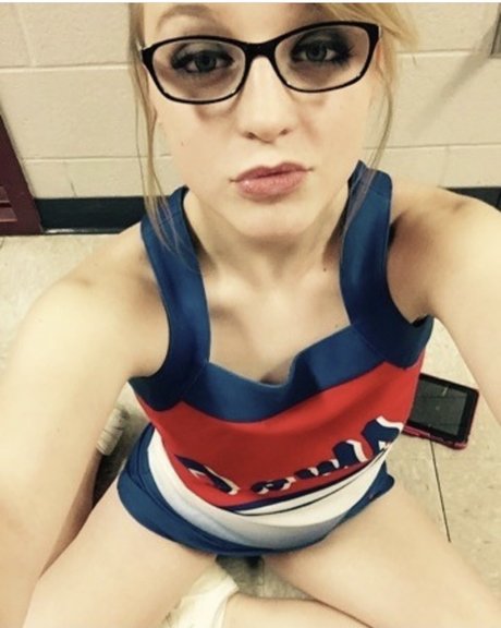 julie saylor onlyfans lesk