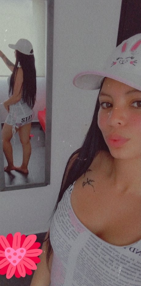 Nataly Laverde onlyfans leaka