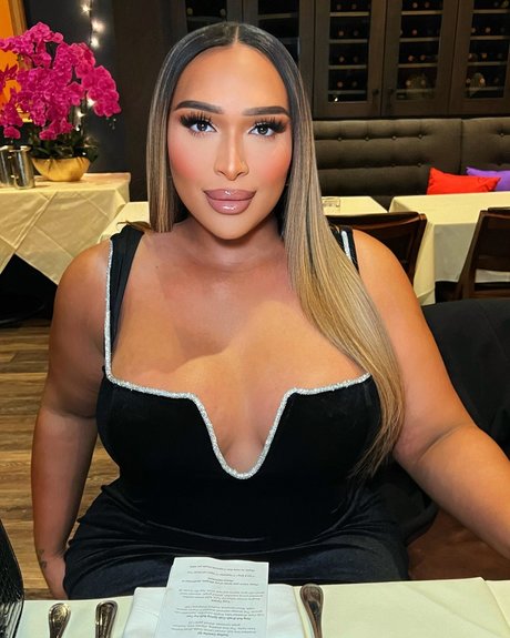 Nataleegorgeous only fans leaked