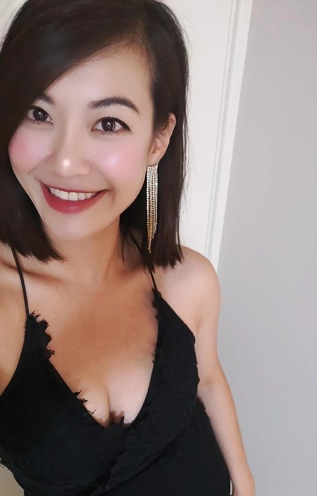 NaNa Asian onlyfans leaj