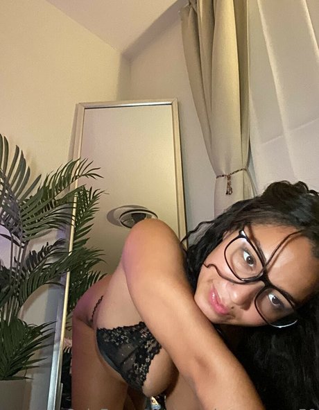 Keira Summers onlyfans star