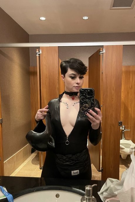 Harlihero onlyfans fotos