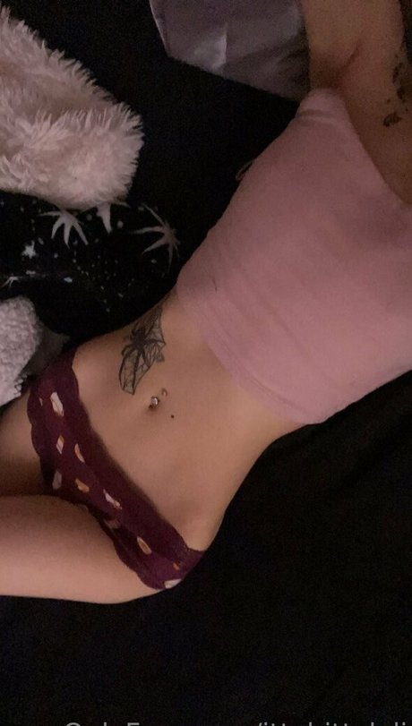 ittybittyloli onlyfans striptease