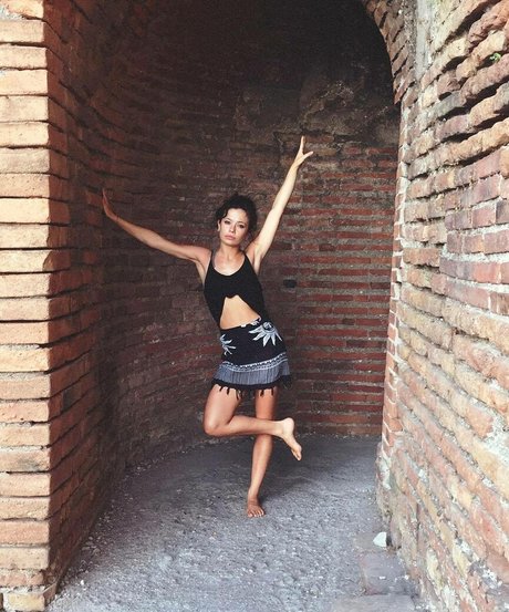 Anna Castillo onlyfans porn