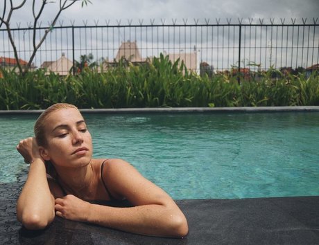 Catha23 onlyfans strip tease