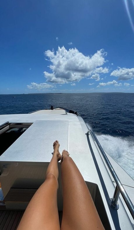 Ariadna Hafez onlyfans leaked pictures