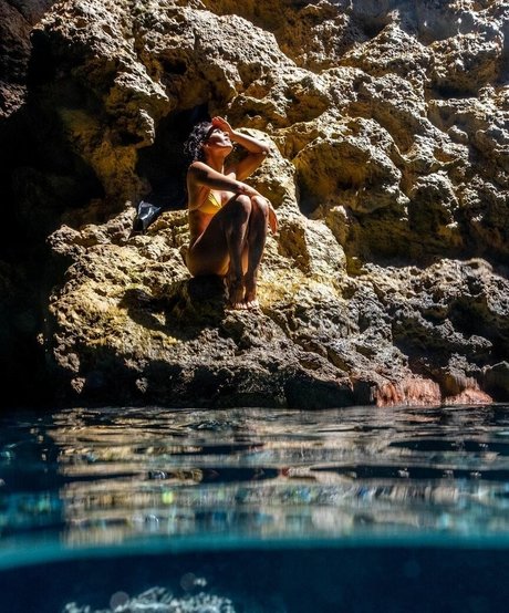 Ariadna Hafez onlyfans nude leaks