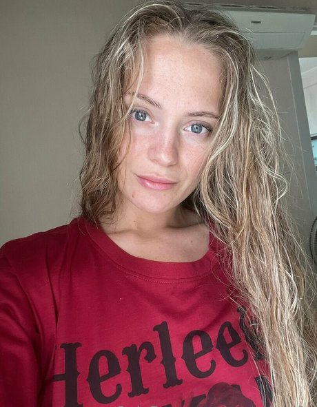 xgoodgirl1x onlyfans content type