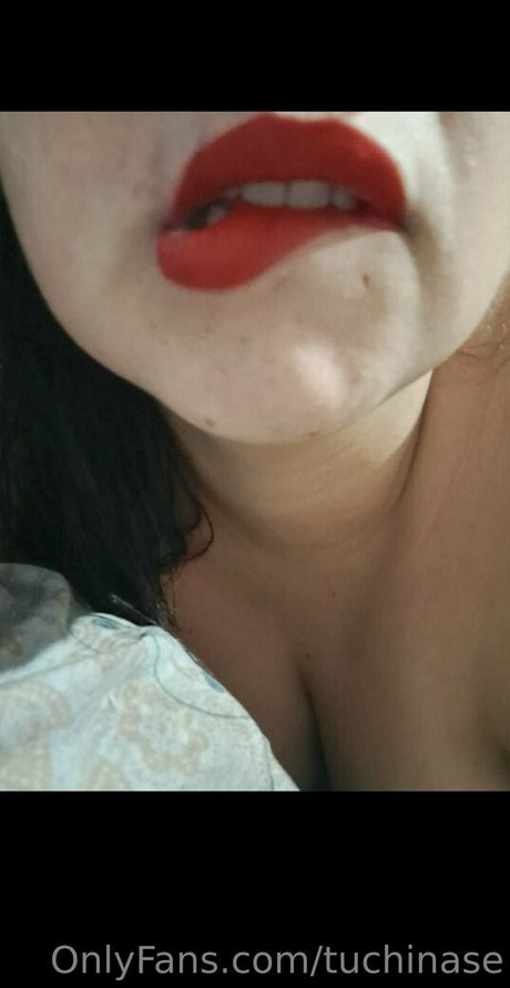 tuchinase onlyfans topless