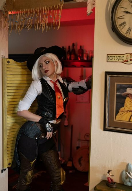 errorpaige strip onlyfans