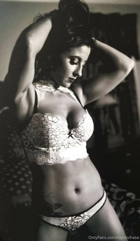 ryliefitfree onlyfans tits