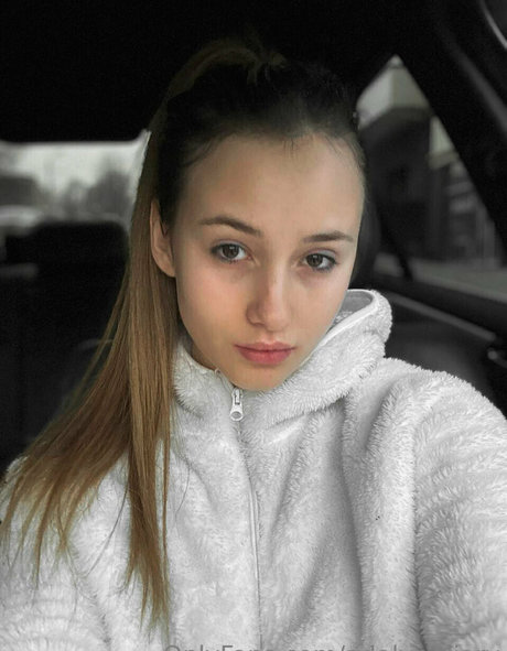 adalyn diary only fans.