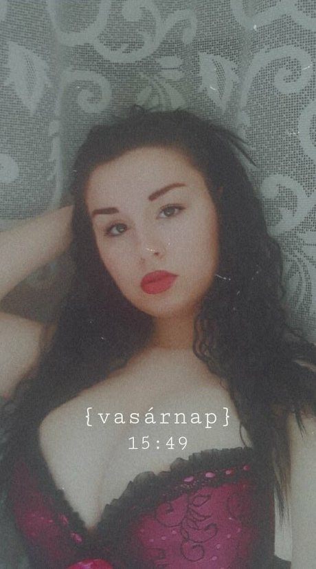 Somogyi Lanyok onlyfans leak xxx