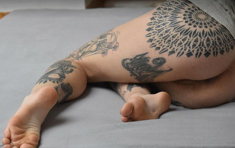 DarkLeaves onlyfans creator