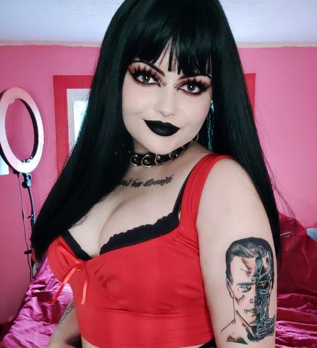 Girlbossnian naked onlyfans leaks