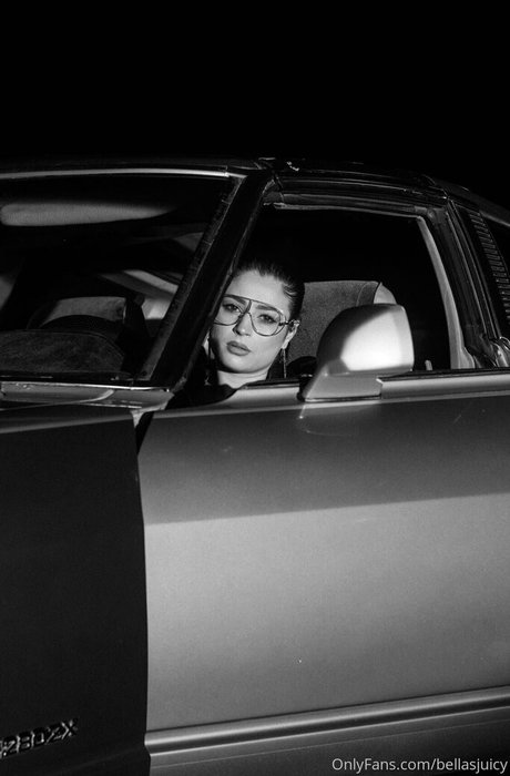 bellasjuicy onlyfans photo