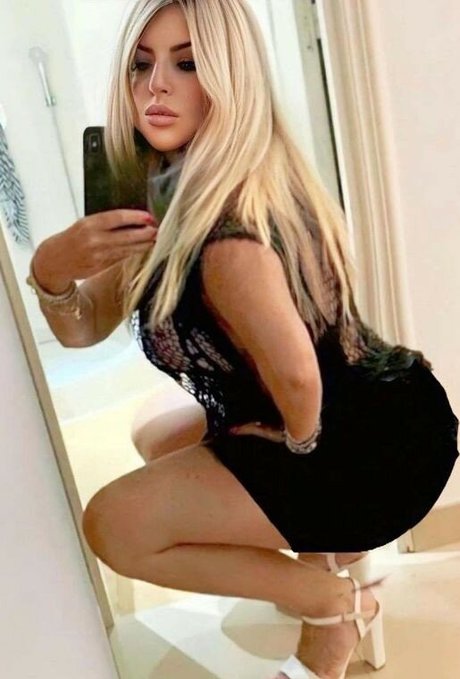 Flaviana Basta onlyfans.