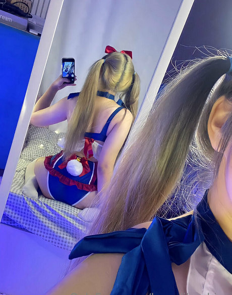 anna hitomi onlyfans leaks