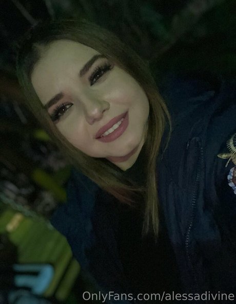 alessadivine onlyfans nude