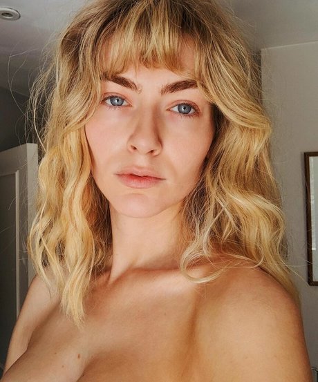 Eve Delf onlyfans mega