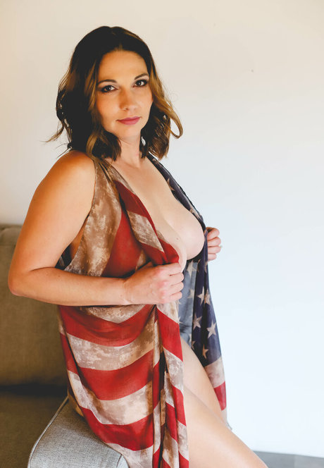 Boudoir Galleries onlyfans leajs