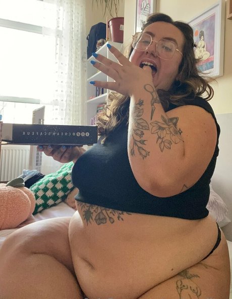 paris stilton hot onlyfans