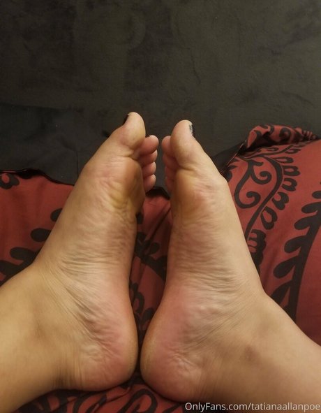 annieallanpoe naked onlyfans pics