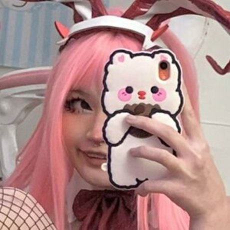 mycreamycrush onlyfans striptease