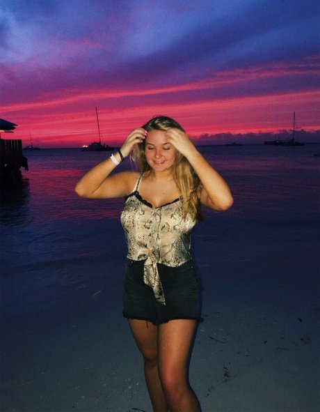 Jackie D onlyfans topless