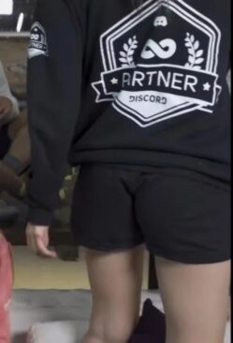 Loud Mii onlyfans content type